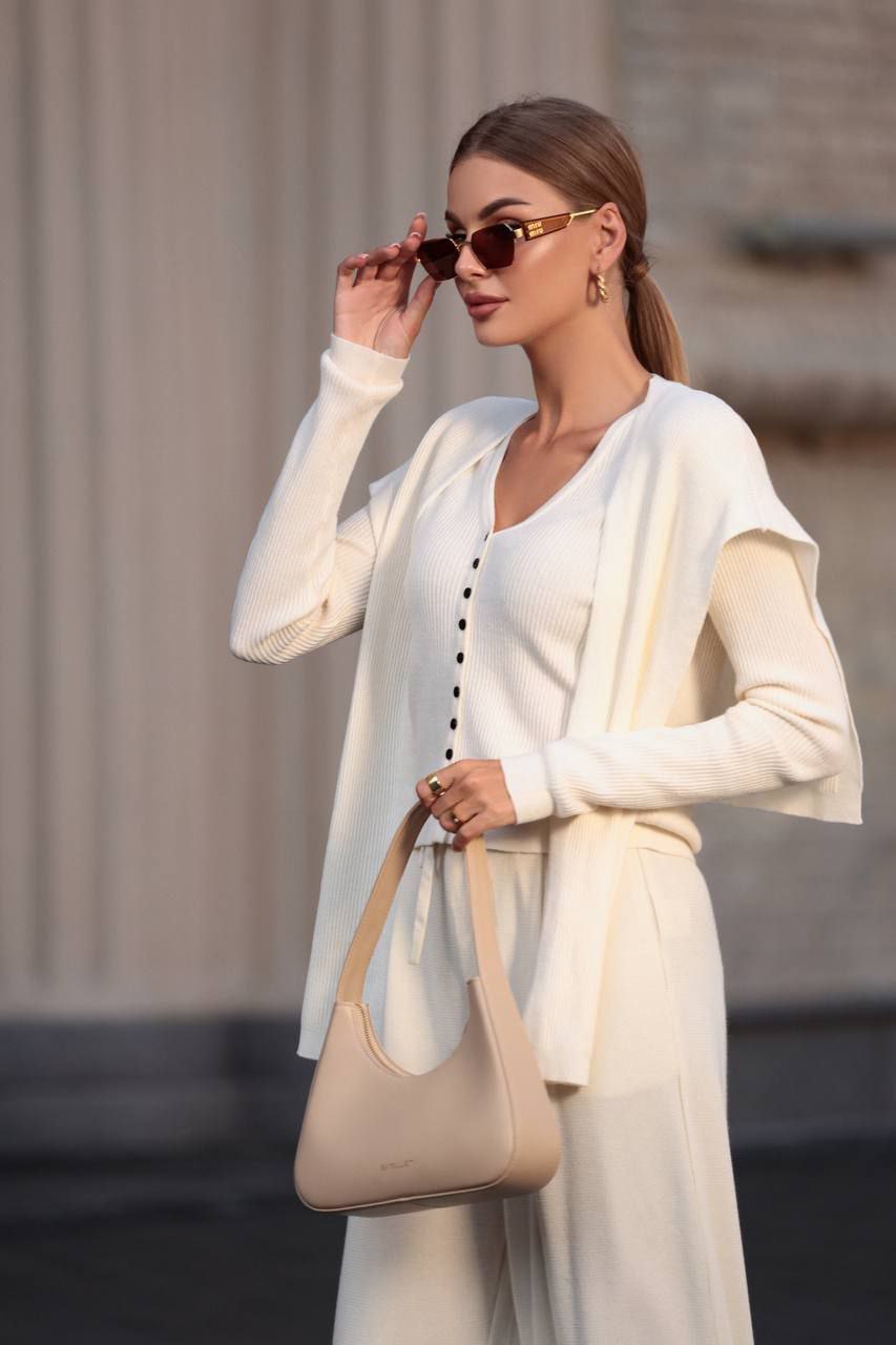 Carla Long sleeve top